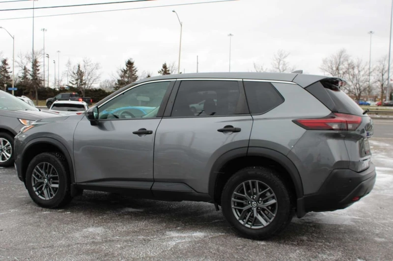 Nissan Rogue S| Heated Seats | Blind Spot , снимка 5 - Автомобили и джипове - 53362385