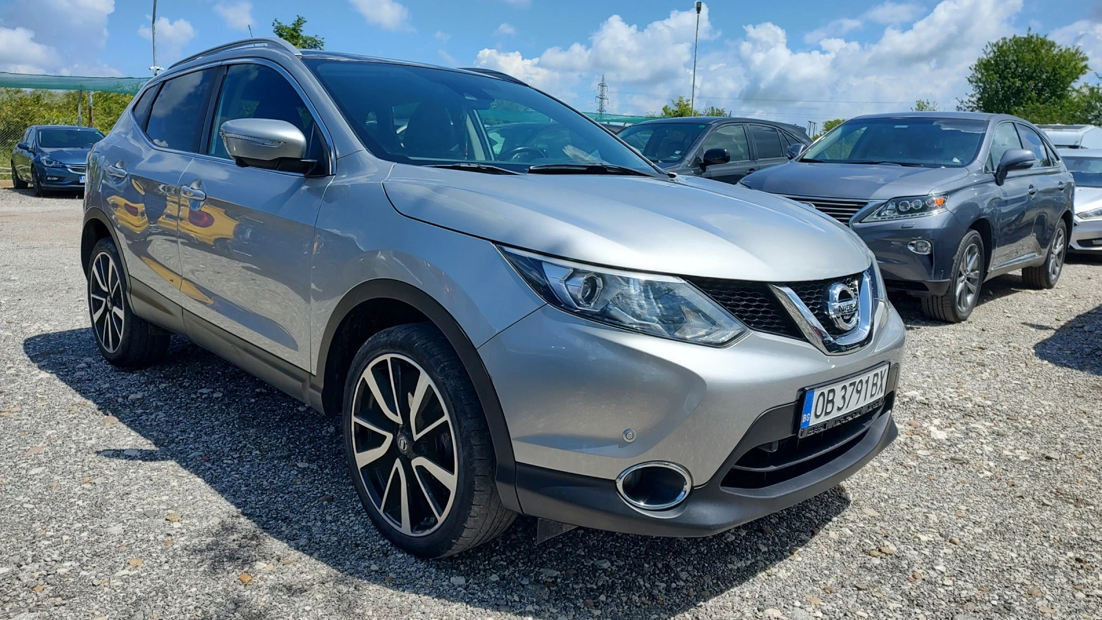 Nissan Qashqai 1.6DCI/360Camera/Panorama/Keyless  - изображение 7