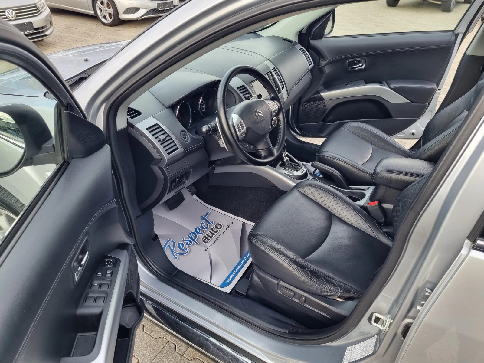 Citroen C-Crosser 2.2HDi-156ps АВТОМАТИК * 7 МЕСТА* ОБСЛУЖЕН - изображение 7
