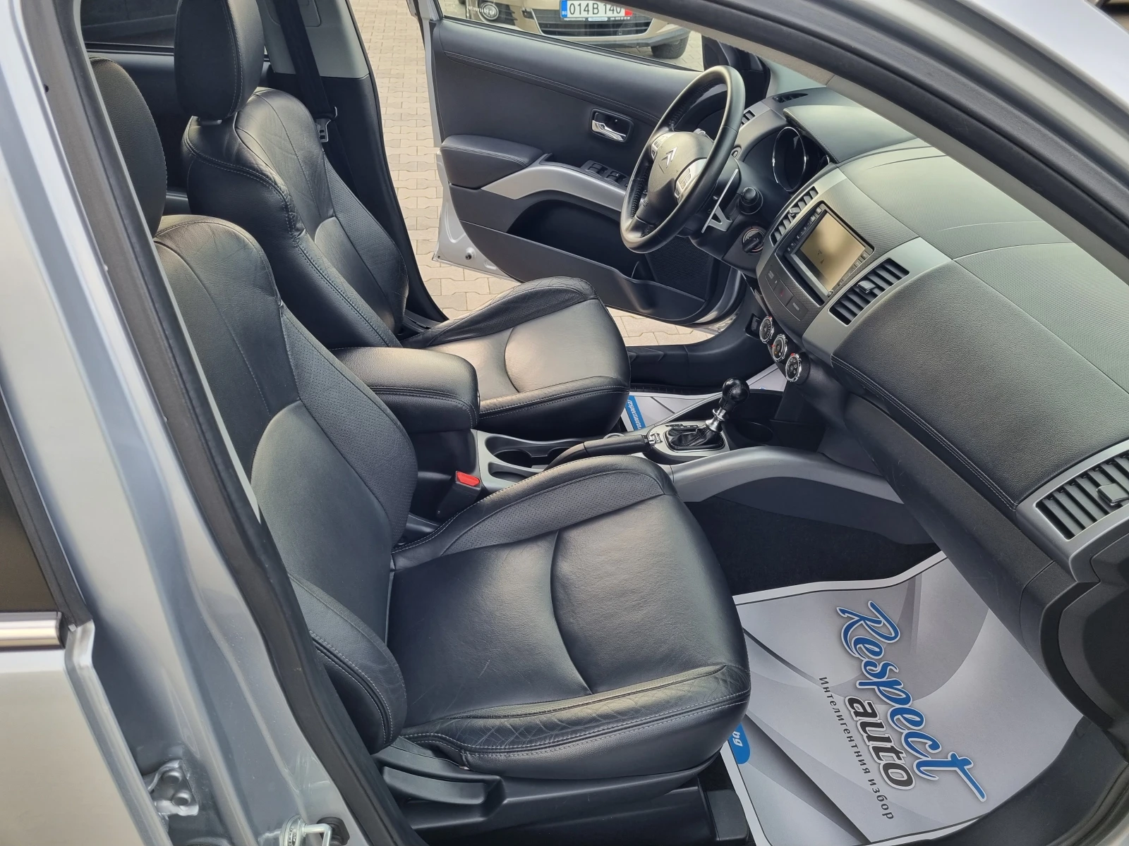 Citroen C-Crosser 2.2HDi-156ps АВТОМАТИК * 7 МЕСТА* ОБСЛУЖЕН - изображение 10