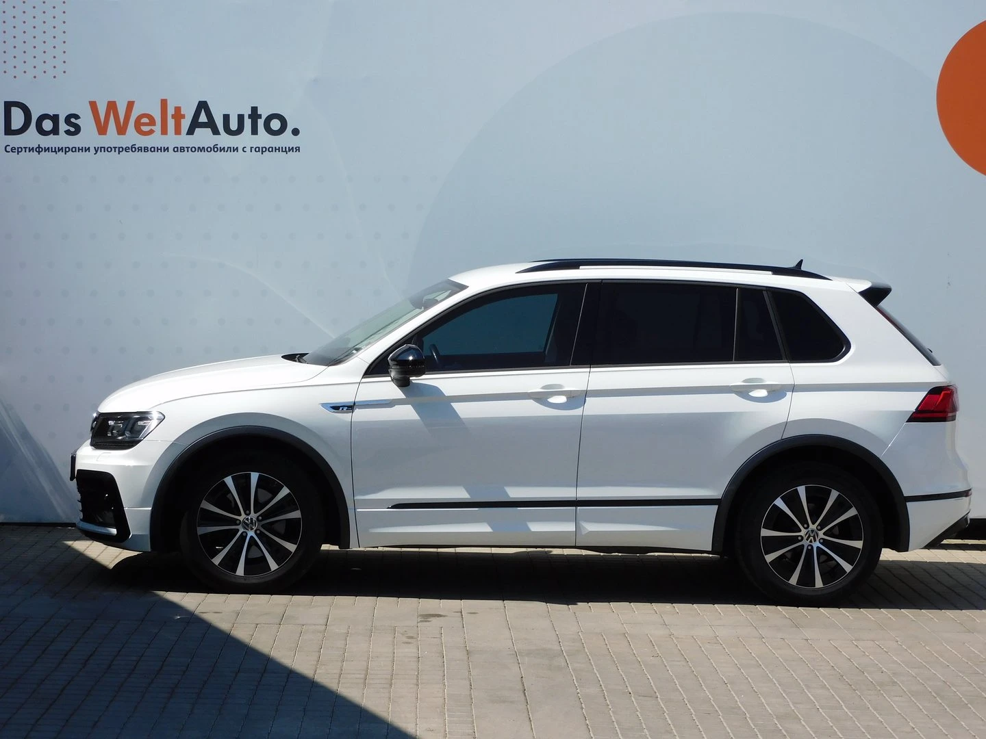 VW Tiguan Highline 2.0TDI 4MOTION BMT - изображение 2