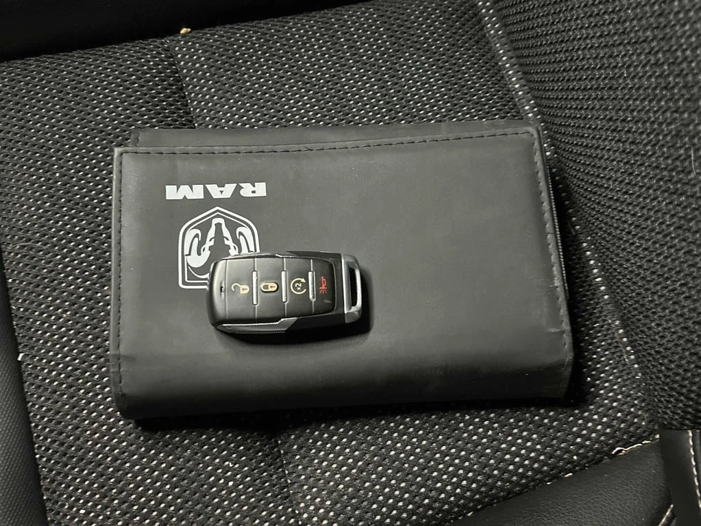 Dodge RAM 1500 * Sport * CARFAX * ��� ������������ ������ | Mobile.bg � ����������� 10