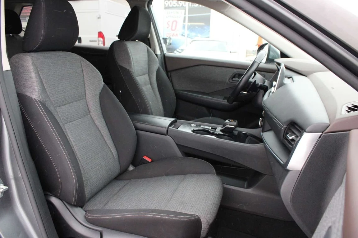 Nissan Rogue S| Heated Seats | Blind Spot  - изображение 9