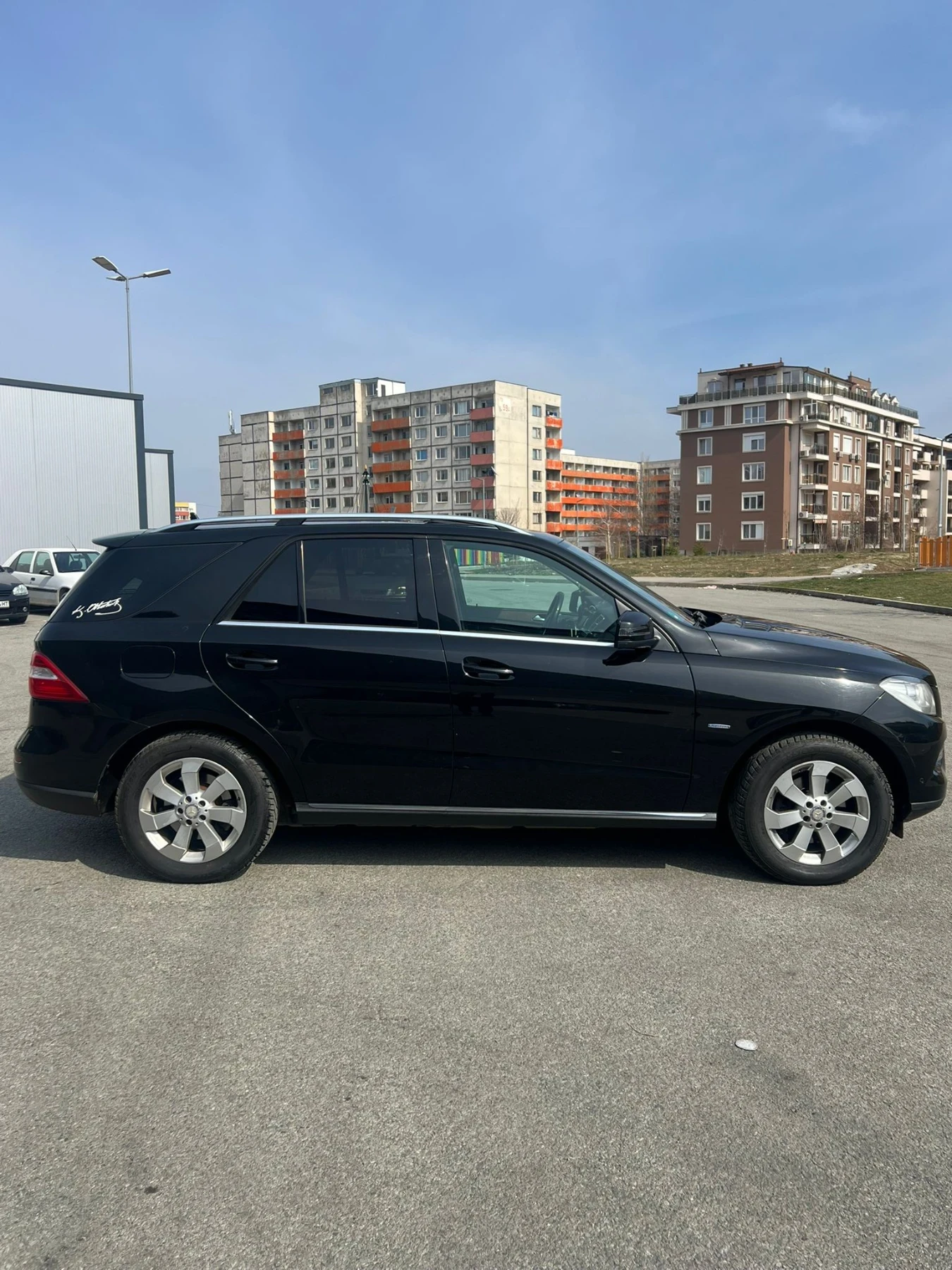 Mercedes-Benz ML 350 Bluetech / Autoparking, снимка 4 - Автомобили и джипове - 54259747