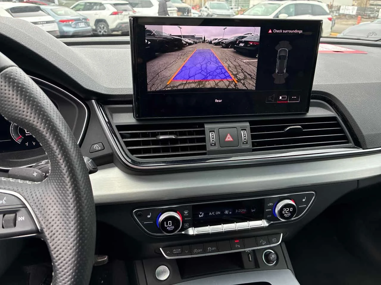 Audi Q5 Progressiv/ПАНОРАМА/ДИСТРОНИК/ГУМИ+ ДЖАНТИ , снимка 9 - Автомобили и джипове - 54372616