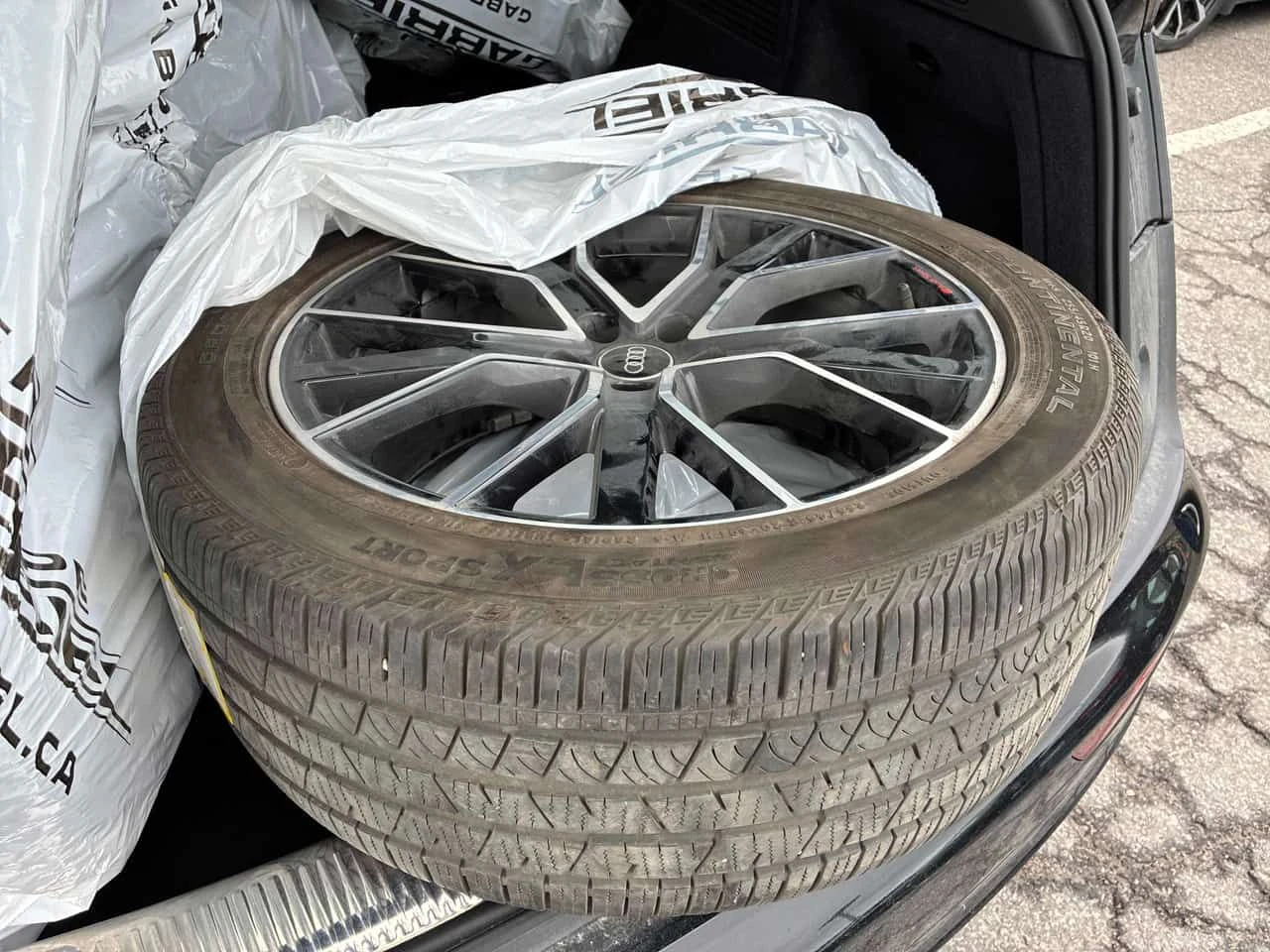 Audi Q5 Progressiv/ПАНОРАМА/ДИСТРОНИК/ГУМИ+ ДЖАНТИ , снимка 14 - Автомобили и джипове - 54372616