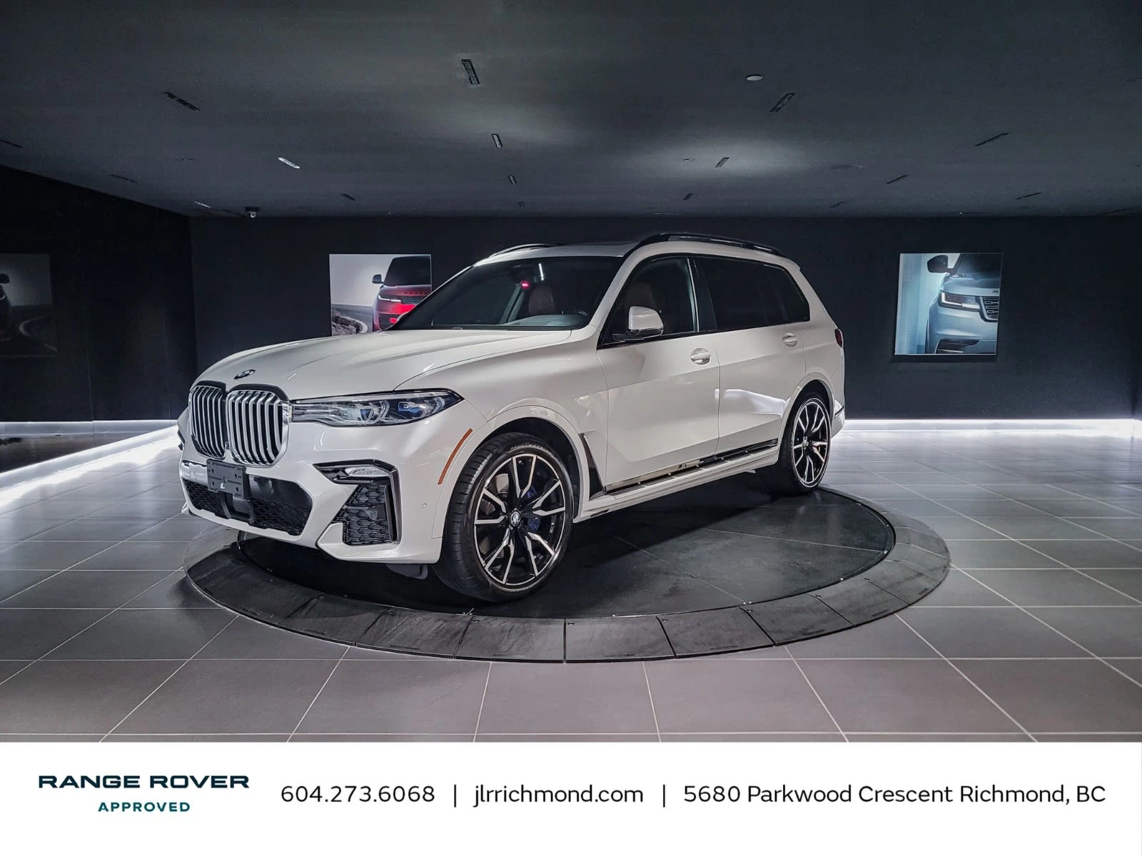 BMW X7 40i* M-SPORT* DISTRONIC* INDIVIDUAL* HEAD-UP* ОБДУ, снимка 3 - Автомобили и джипове - 54834781