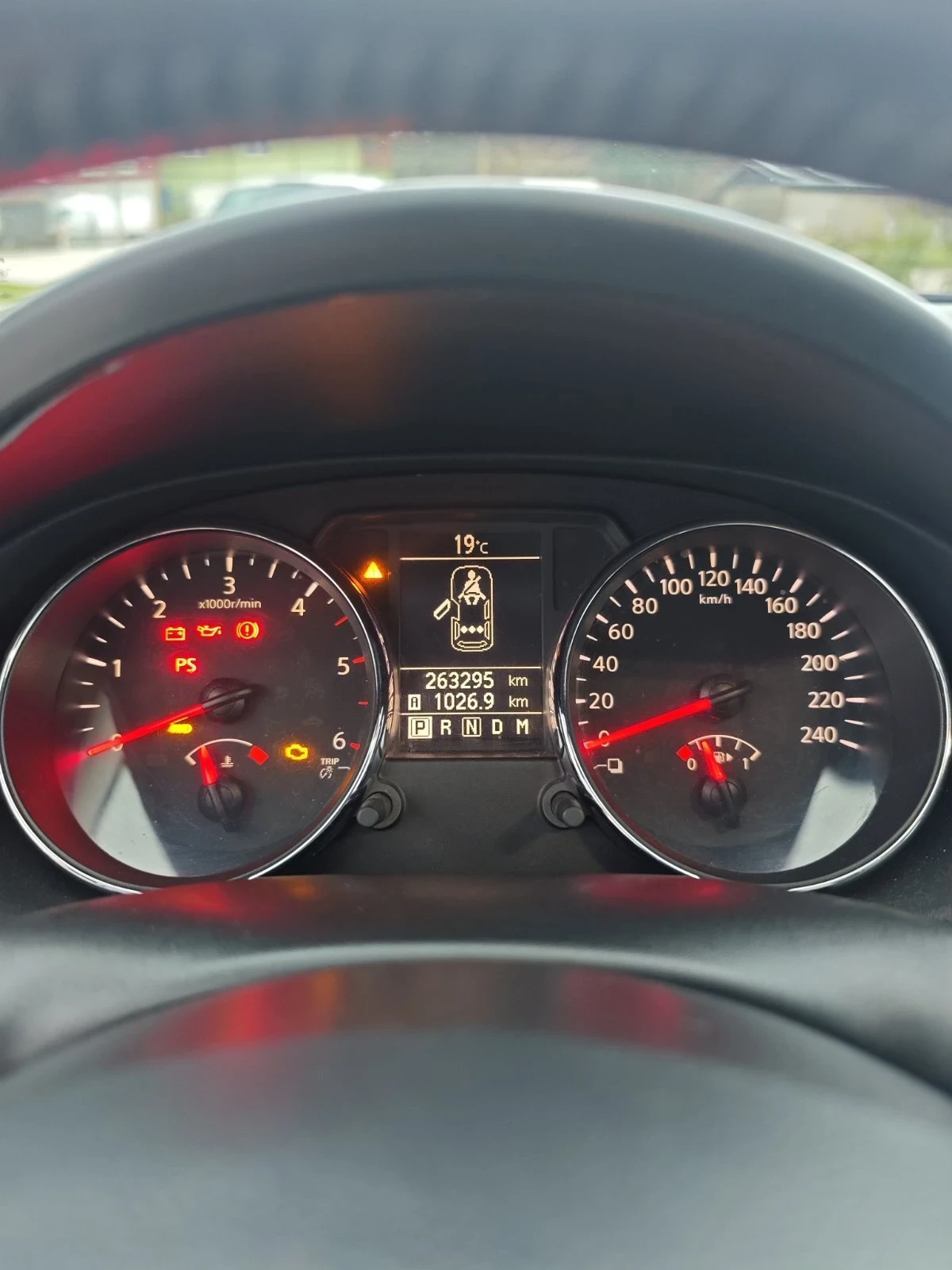 Nissan Qashqai, снимка 15 - Автомобили и джипове - 54998702