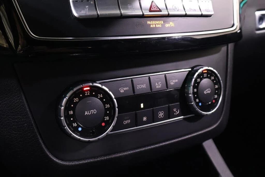 Mercedes-Benz GLS * 360* ПАНО* KEYLESS* Camera* ПОДГРЕВ* , снимка 10 - Автомобили и джипове - 55586386