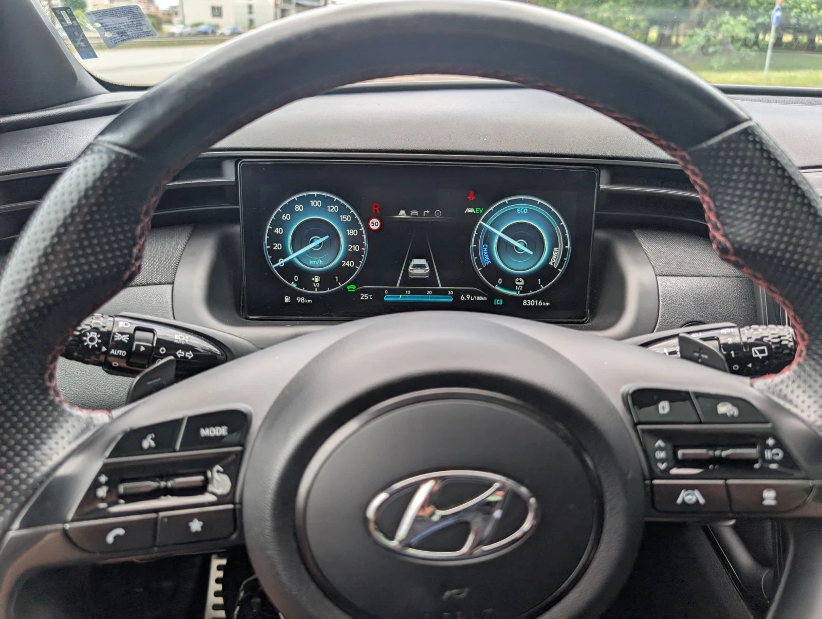Hyundai Tucson 1.6T N-LINE, снимка 9 - Автомобили и джипове - 55830974