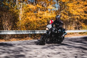 BMW F, снимка 7