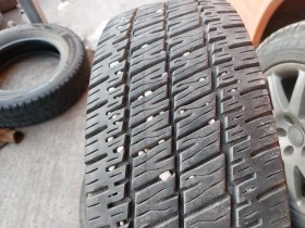 Гуми Зимни 235/65R16, снимка 2 - Гуми и джанти - 41078926