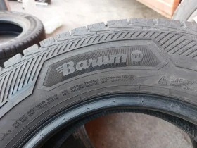 Гуми Зимни 235/65R16, снимка 4 - Гуми и джанти - 41078926