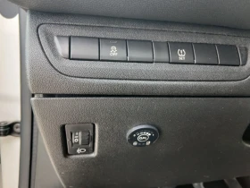 Peugeot 208 1.4i/LPG, снимка 13