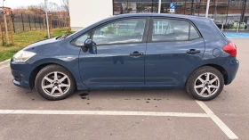 Toyota Auris Хечбек, снимка 1