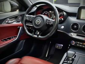 Kia Stinger 3.3i GT Turbo/4x4/ПАНО/ОБДУХВАНЕ/HEADUP/LEXICON/F1, снимка 10