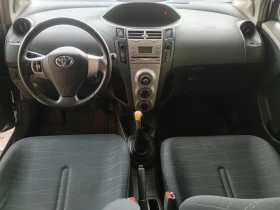 Toyota Yaris 1.3 vvt-i, снимка 11