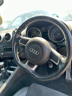Audi Tt 2.0тфси, снимка 11 - Автомобили и джипове - 42620350