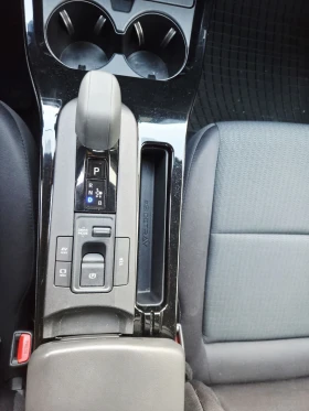 Toyota Prius 2.0 HEV HIbrid - 25000 € / 48895.75 лв. - 73740479 7