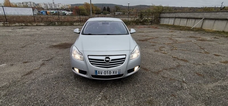 Opel Insignia, снимка 4 - Автомобили и джипове - 46568116