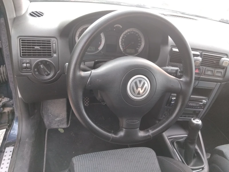 VW Golf, снимка 6 - Автомобили и джипове - 47145201