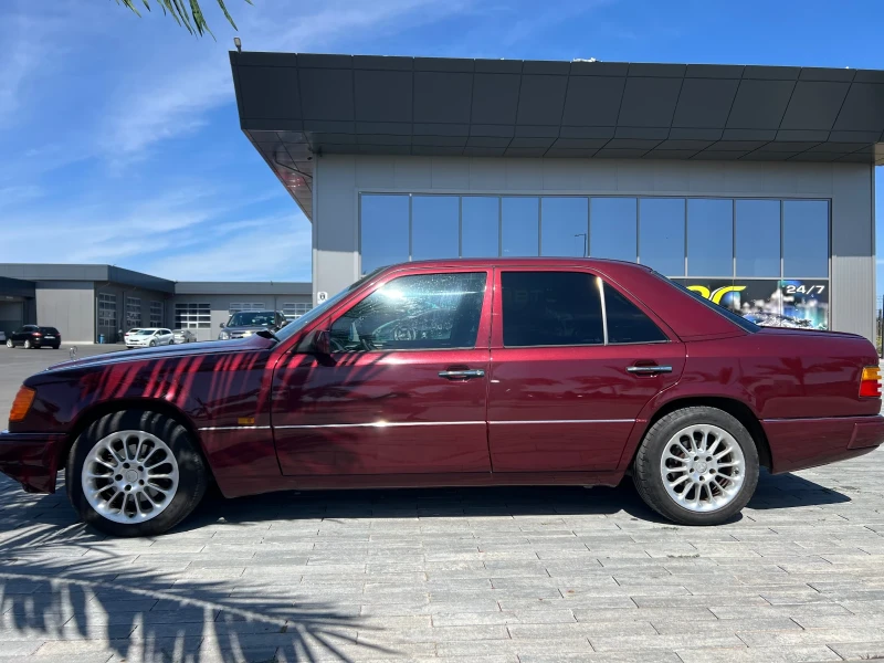 Mercedes-Benz 124, снимка 4 - Автомобили и джипове - 47192399