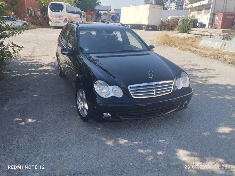 Mercedes-Benz C 180 Бензин, снимка 1 - Автомобили и джипове - 47329507