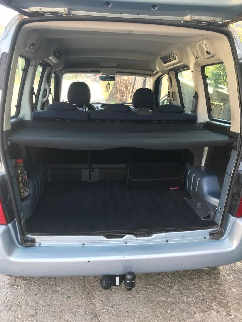 Citroen Berlingo 1.6 Hdi , снимка 9 - Автомобили и джипове - 47329780