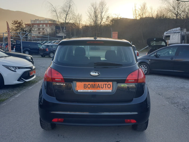 Kia Venga 1.4i* KLIMA* , снимка 5 - Автомобили и джипове - 48406748