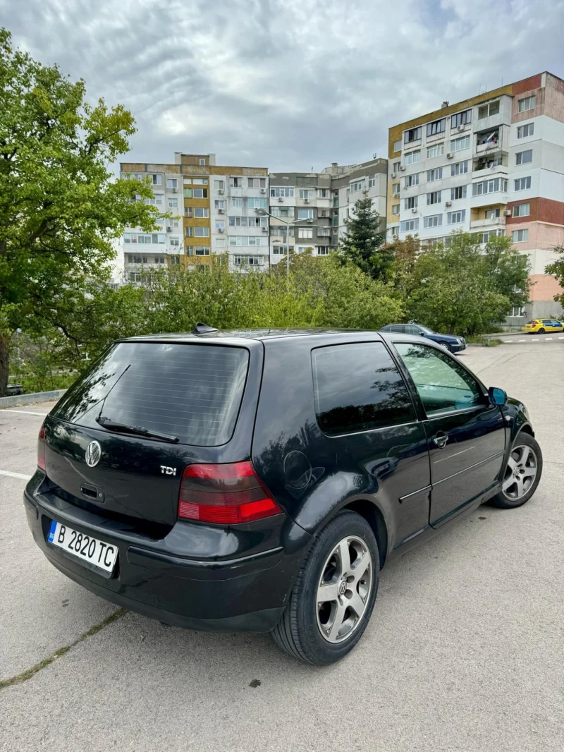 VW Golf 1.9 TDI, снимка 6 - Автомобили и джипове - 48676133