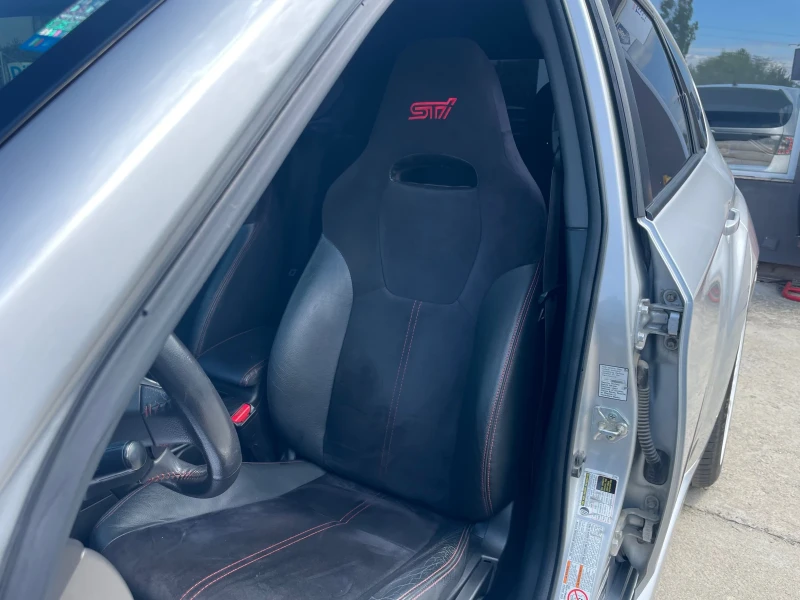 Subaru Impreza 2.5 STI , снимка 9 - Автомобили и джипове - 50985572