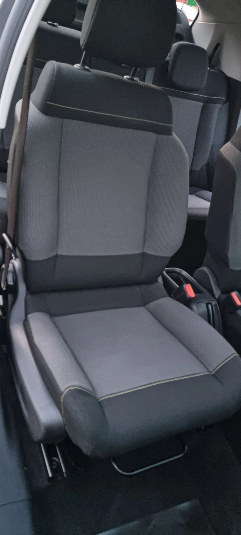 Citroen C3 1.6 blue-HDI Feel, снимка 10 - Автомобили и джипове - 51750605