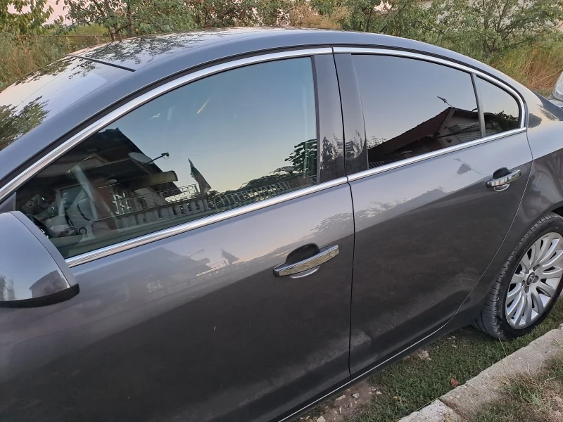 Opel Insignia 1.6 Turbo, снимка 9 - Автомобили и джипове - 52716541