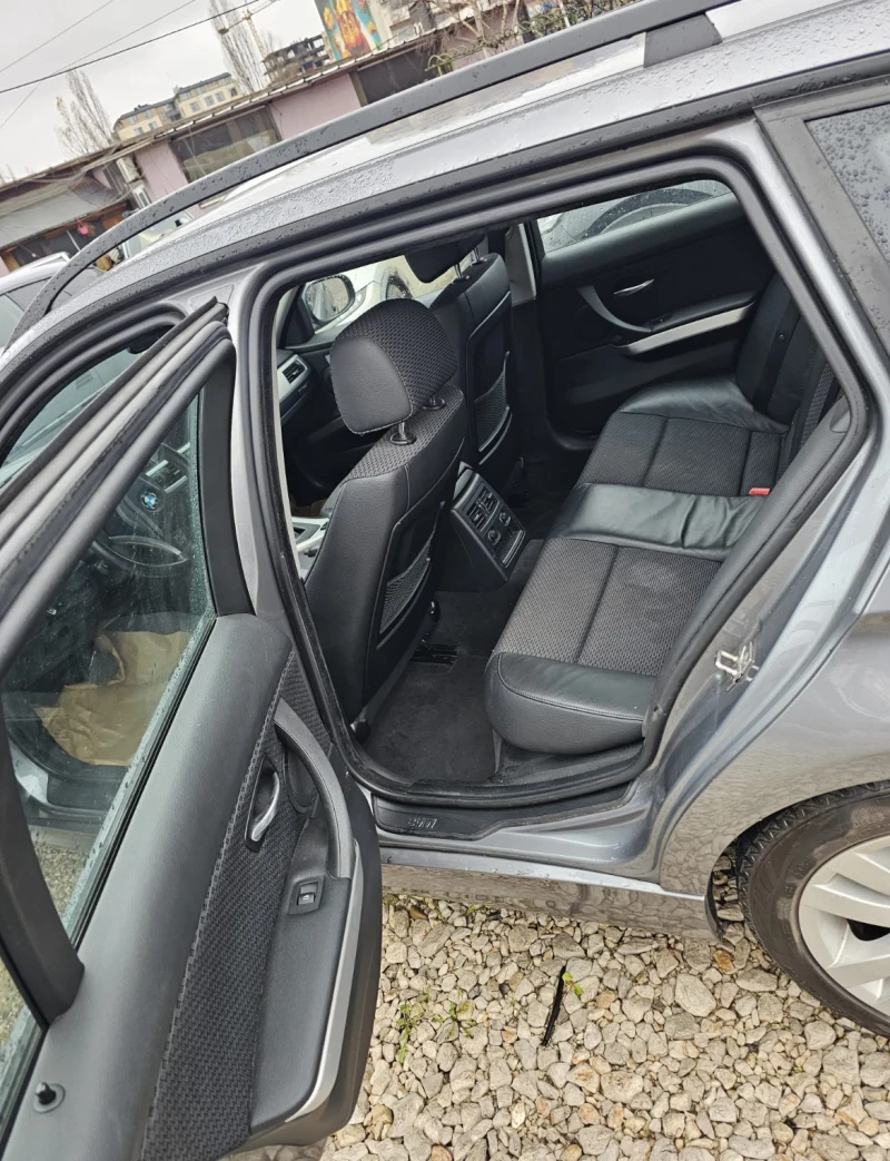 BMW 320 E91 Facelift, снимка 7 - Автомобили и джипове - 52644187