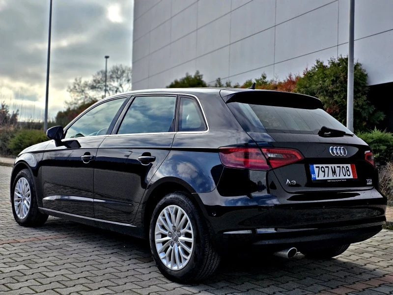 Audi A3 Sportback Ultra 1.6tdi /Full Led/Distronic/Koja, снимка 5 - Автомобили и джипове - 52712376