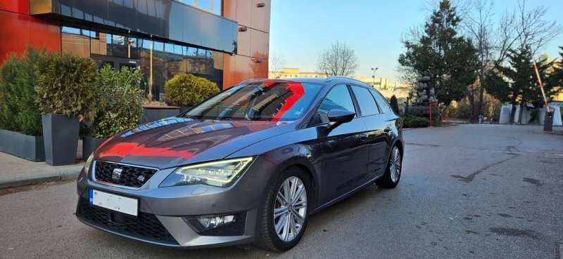Seat Leon FR, снимка 3 - Автомобили и джипове - 52885994