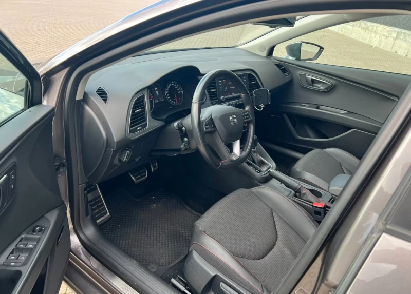 Seat Leon FR, снимка 9 - Автомобили и джипове - 52885994