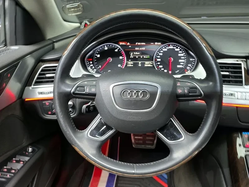 Audi A8 4.2 TDI QUATTRO, снимка 14 - Автомобили и джипове - 55096370
