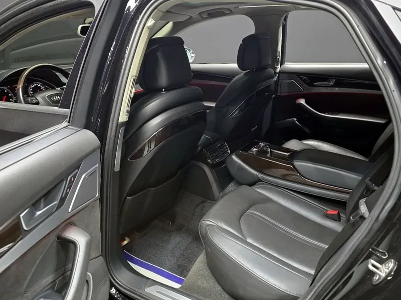 Audi A8 4.2 TDI QUATTRO, снимка 11 - Автомобили и джипове - 55096370
