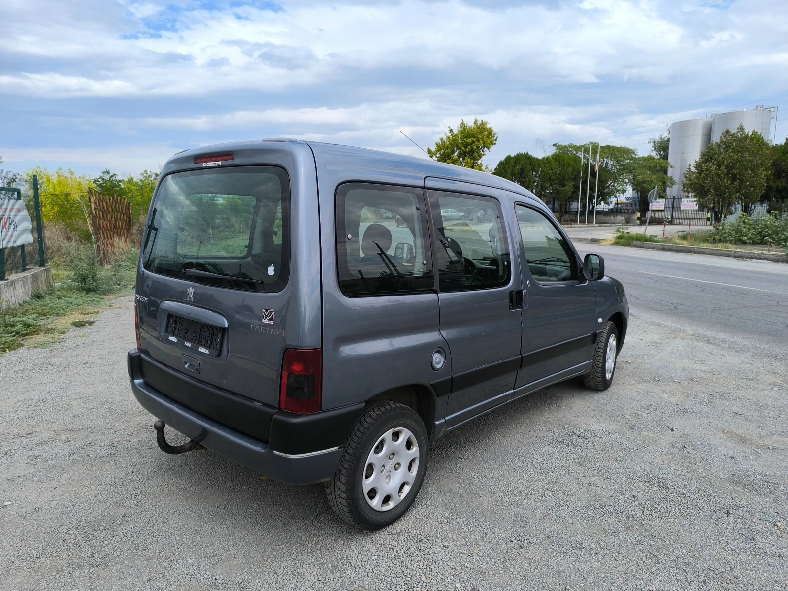 Peugeot Partner 1.4i - изображение 5