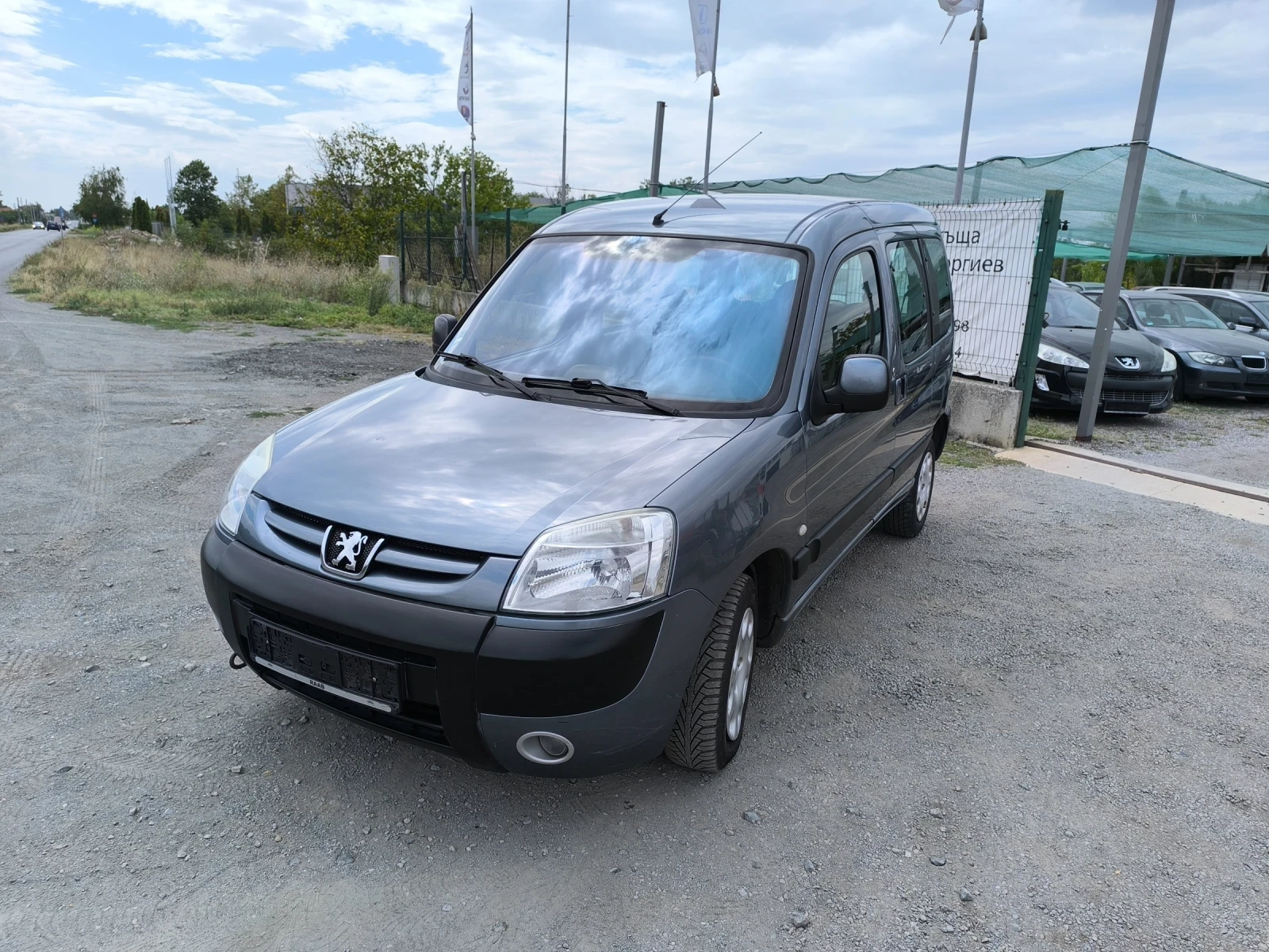 Peugeot Partner 1.4i - изображение 7