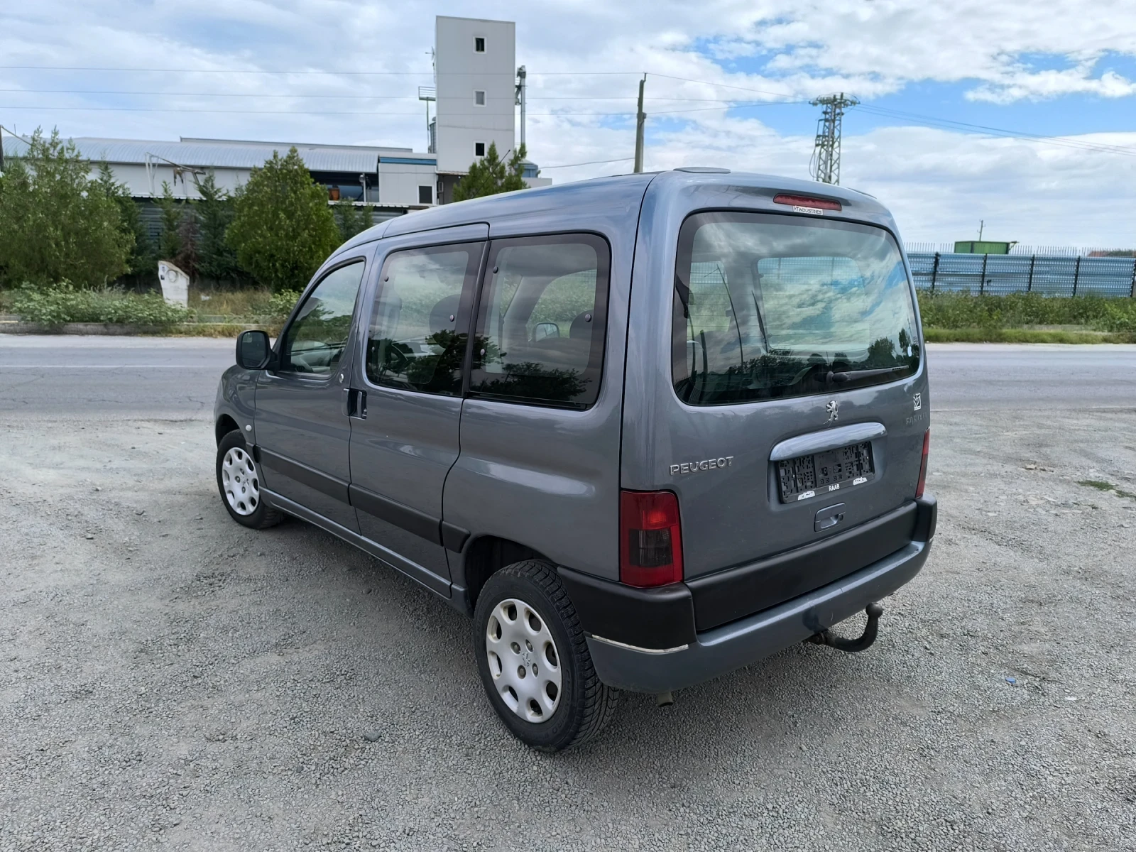 Peugeot Partner 1.4i - изображение 4