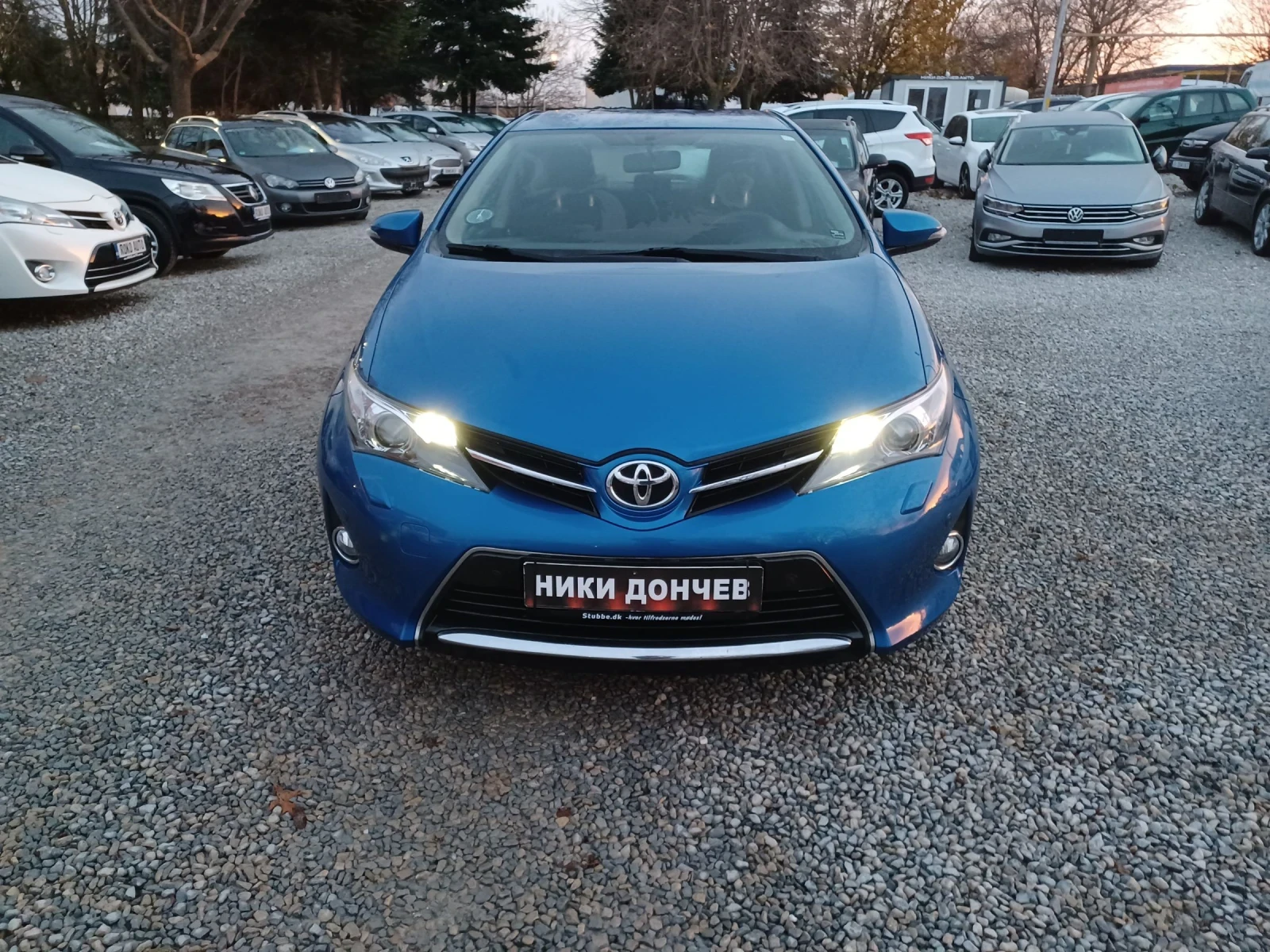 Toyota Auris 1.6-132к.с КАМЕРА , ТЕМПОМАТ, XENON, LED, FULL! - изображение 2