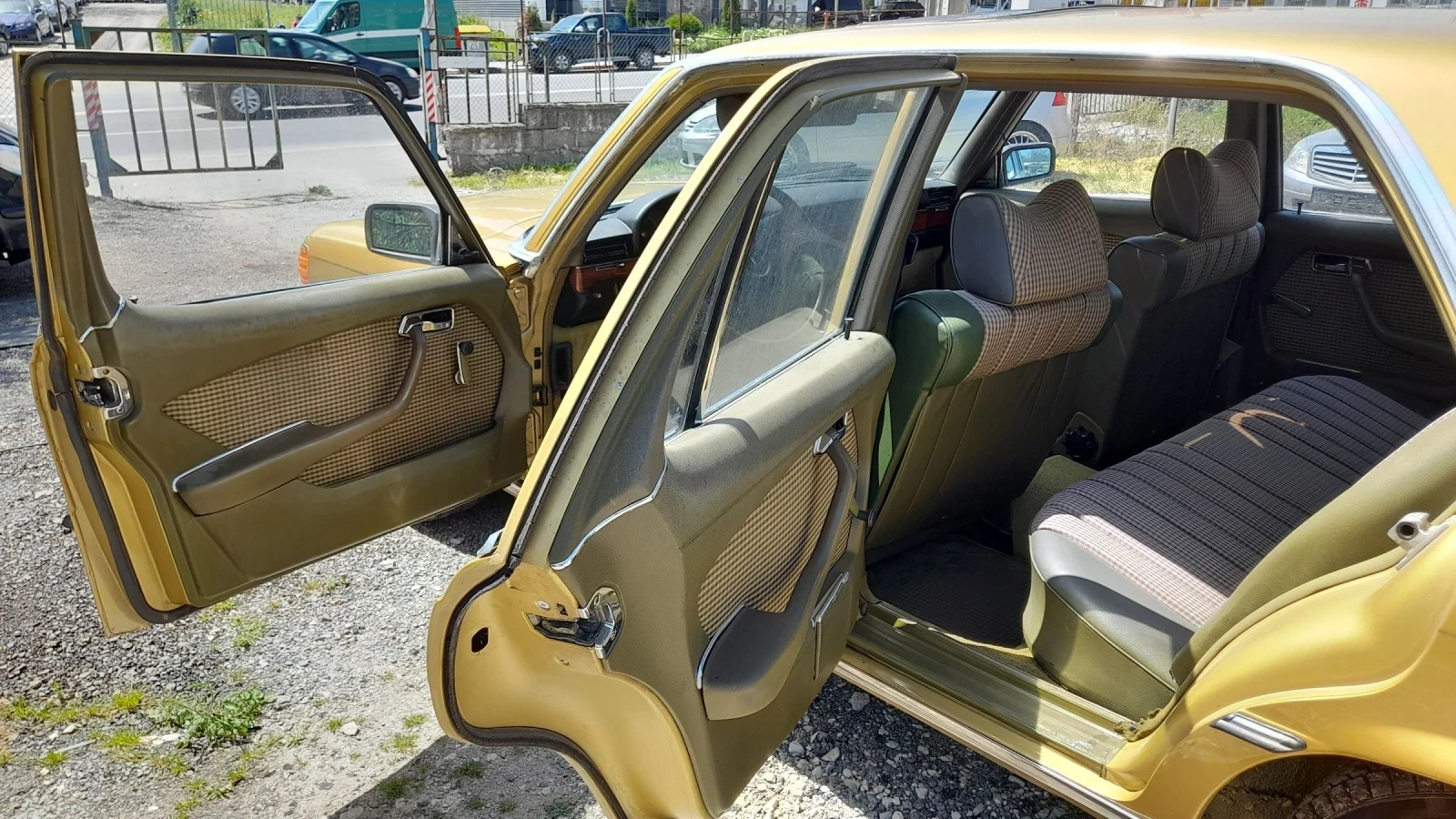 Mercedes-Benz 116 SE 280 Klima Automatic  | Mobile.bg — изображение 13