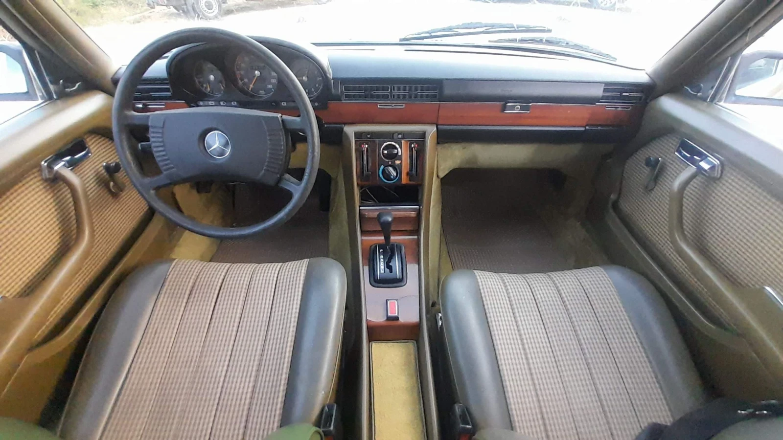 Mercedes-Benz 116 SE 280 Klima Automatic  - изображение 9
