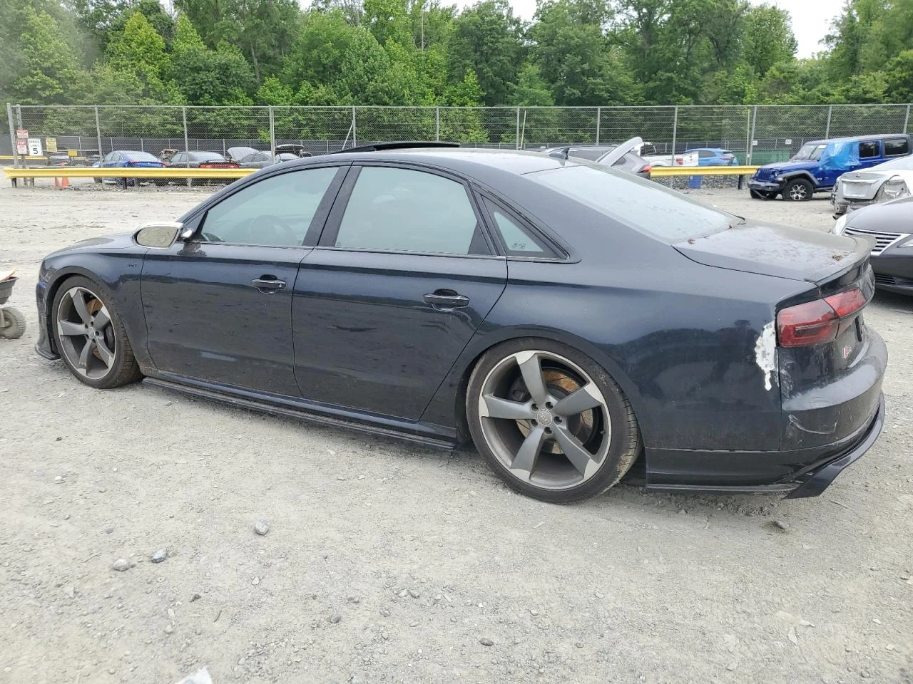Audi S8 QUATTRO* B&O* MATRIX* HuD* DISTRONIC - изображение 2