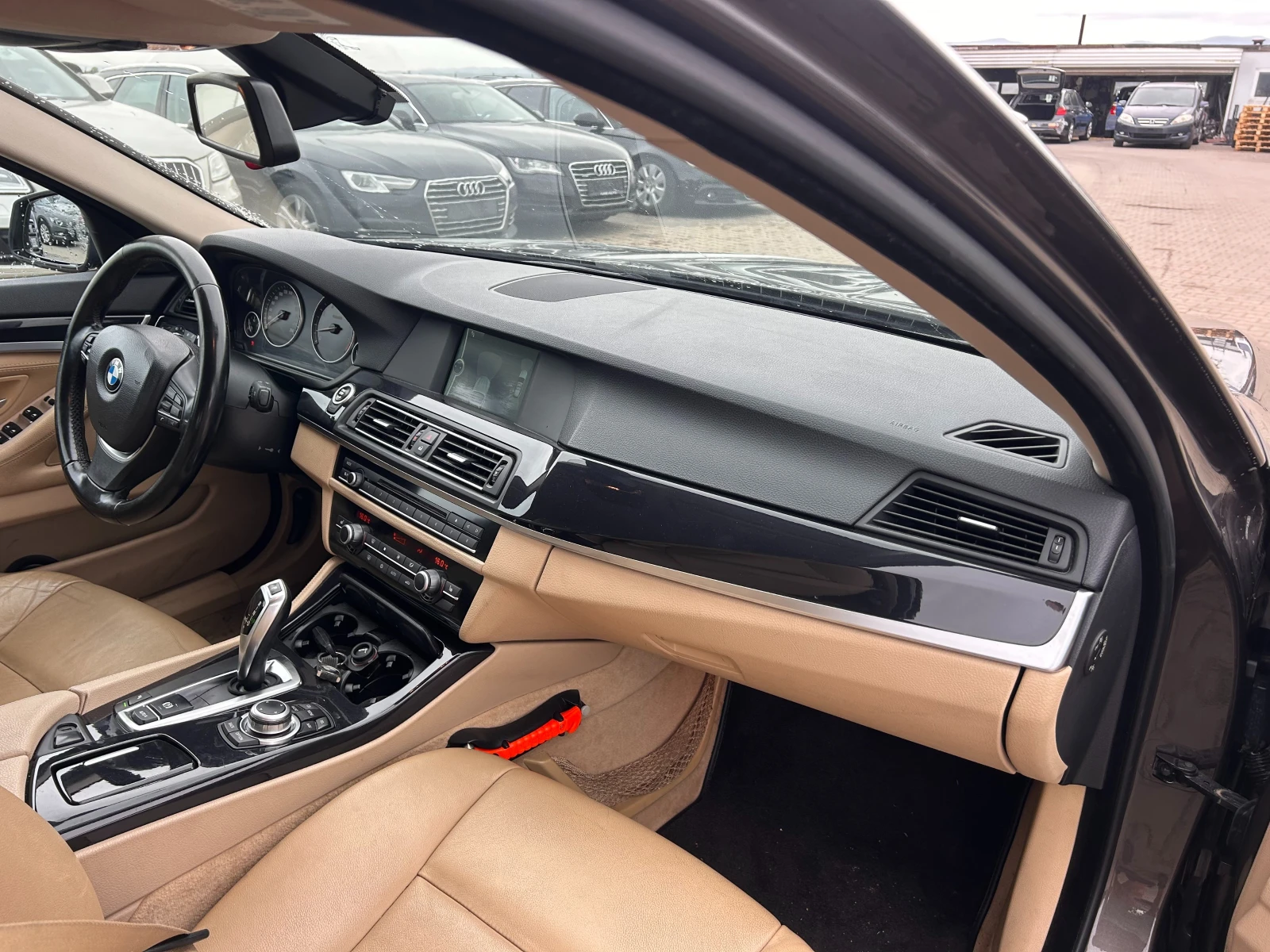 BMW 523 i AVTOMAT/NAVI/KOJA EURO 5 - изображение 10