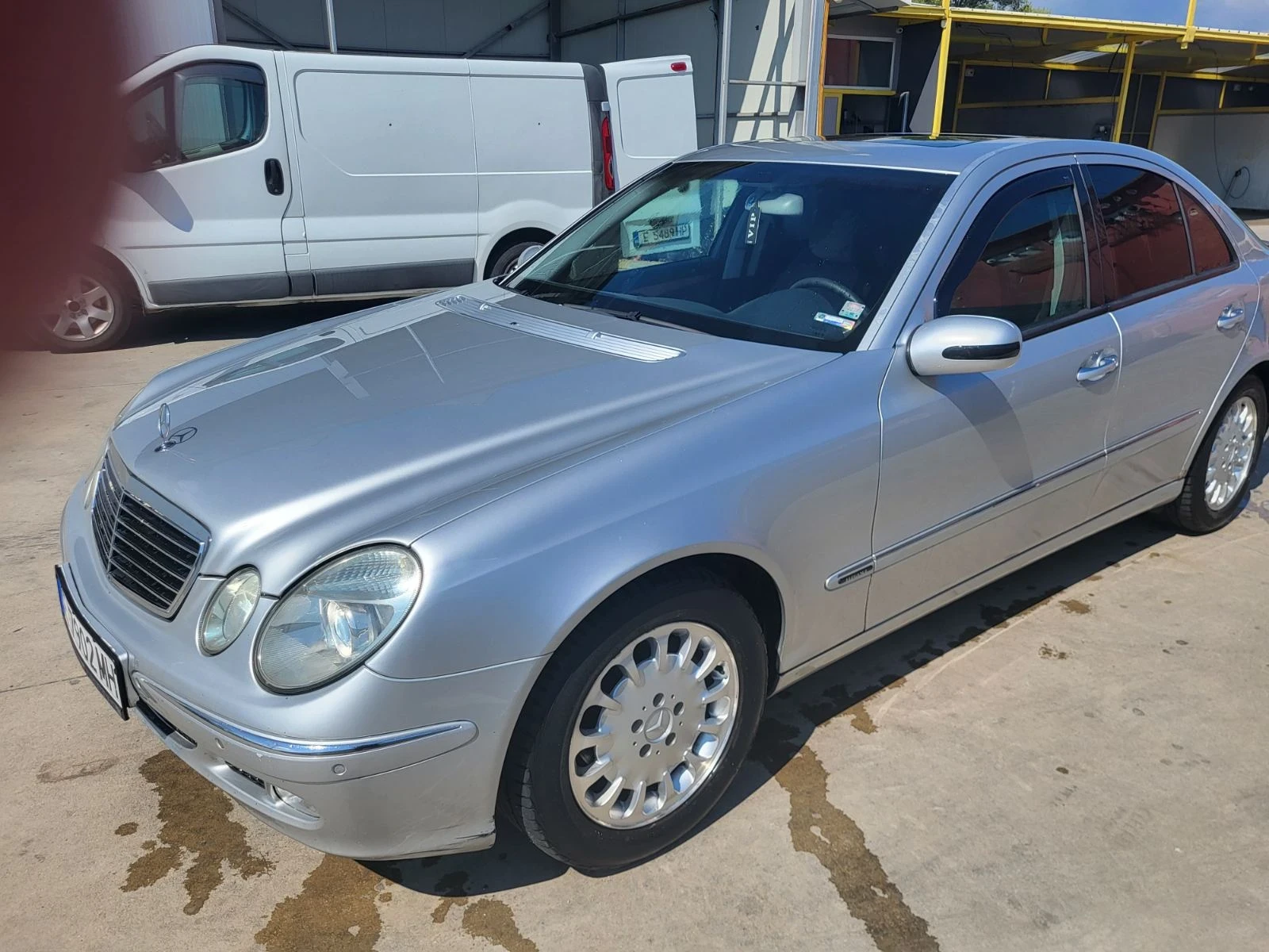 Mercedes-Benz E 270  - изображение 2