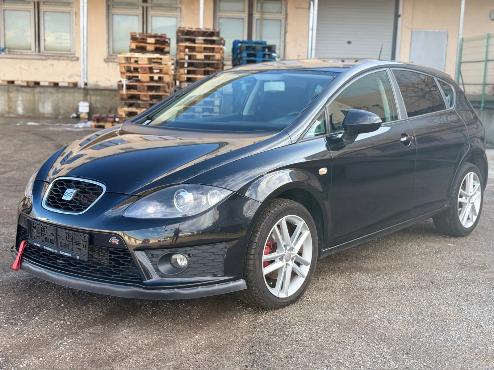 Seat Leon 2.0-TDI-FR-190kc - изображение 2
