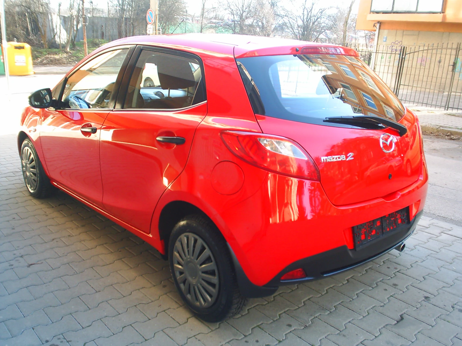 Mazda 2 1.3 16V 75k.c. | Mobile.bg � ����������� 6